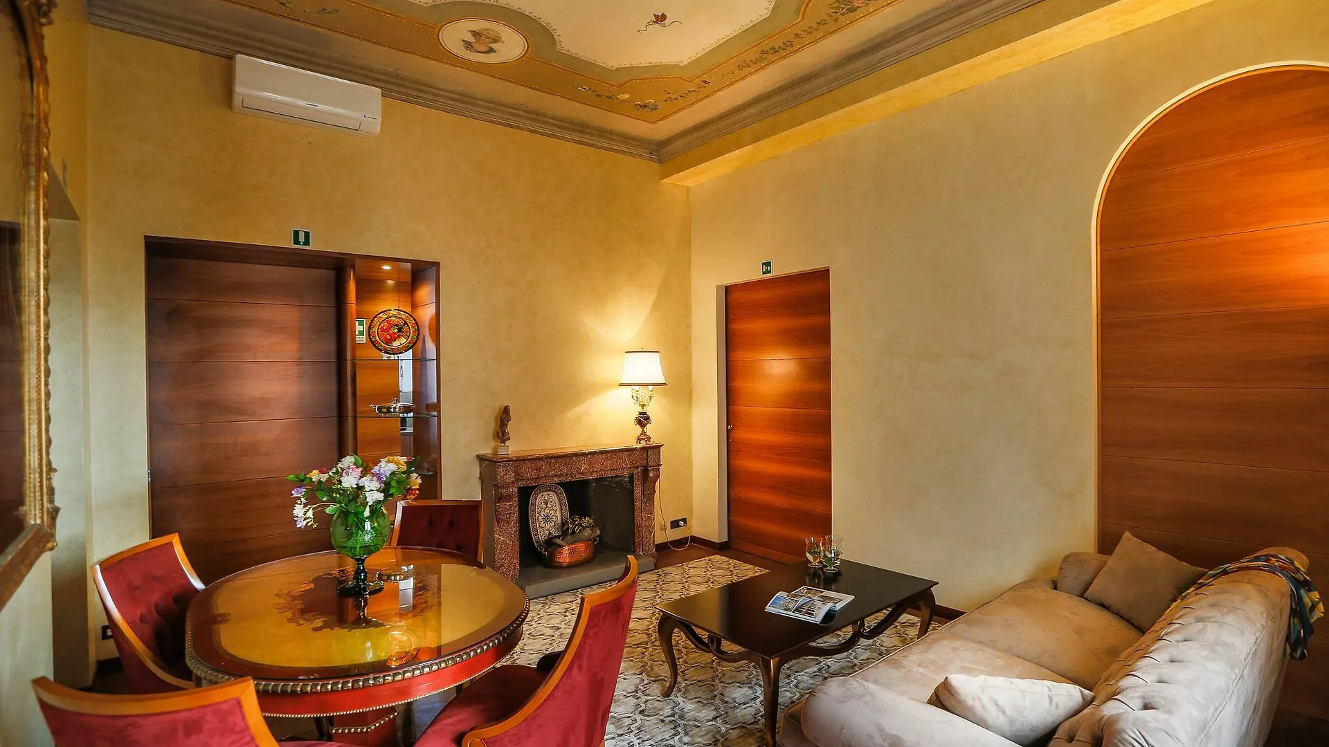 Prestigious Apartment Piazza Navona Rome