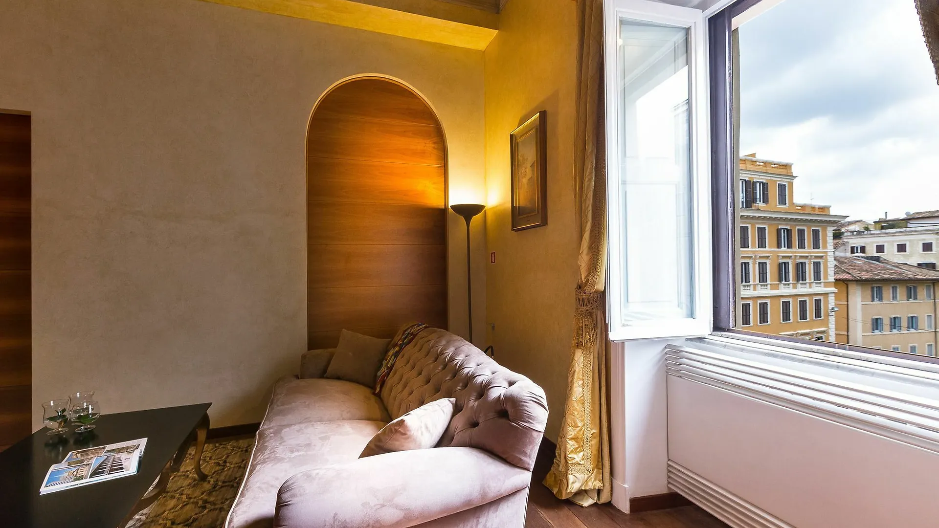Prestigious Apartment Piazza Navona Rome
